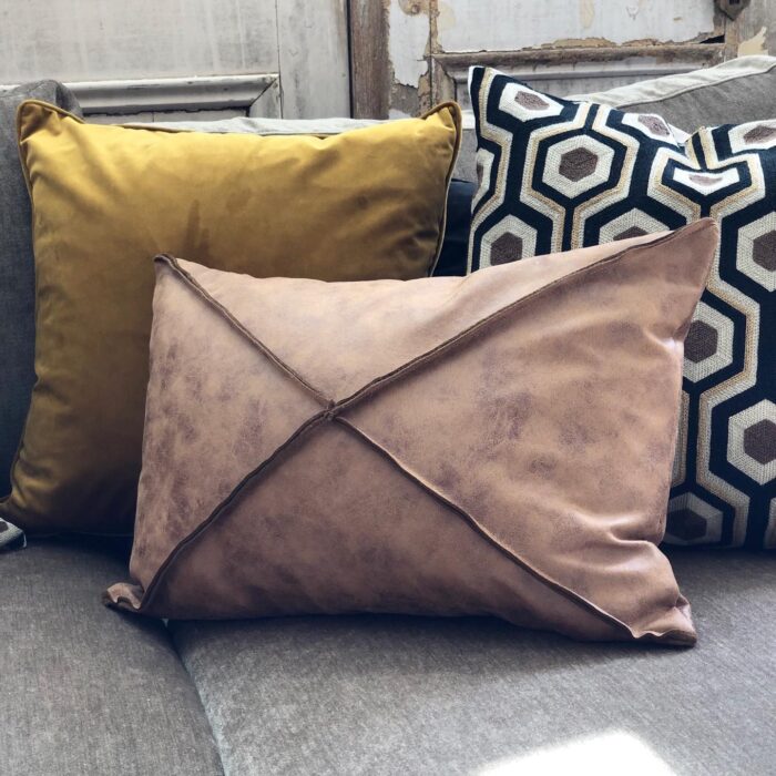Kuddfodral York leather, brun, från Boel & Jan